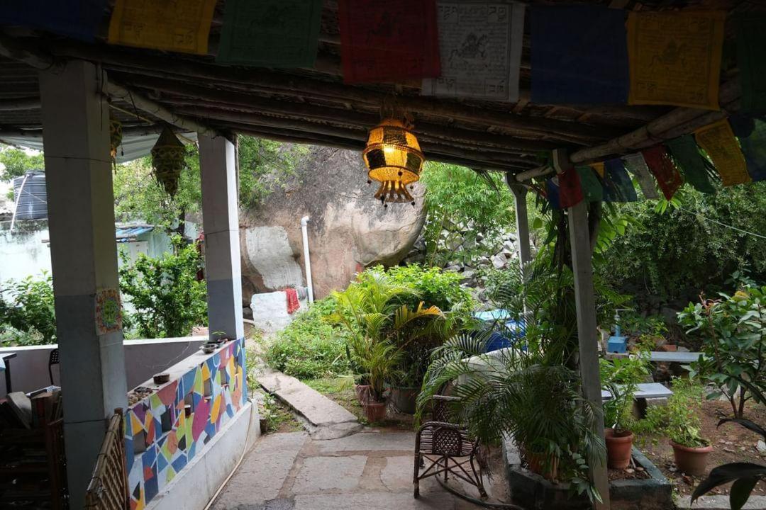 Hearthspace Hampi - Small Home, A Low-Impact Backpackers Hostel Exterior foto
